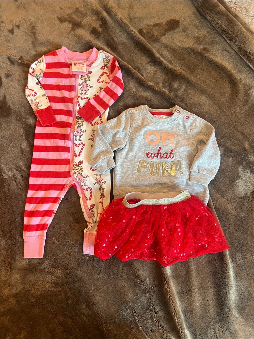 Gray "Oh What Fun" Sweatshirt with Red Sequin Tutu & Dr Seuss Cindy Lou Pajamas